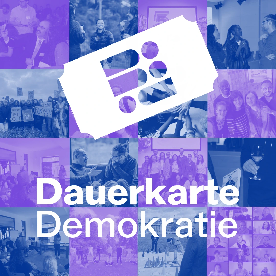 Auf dem Bild sieht man den mobile Header für die Kampagne Dauerkarte Demokratie.